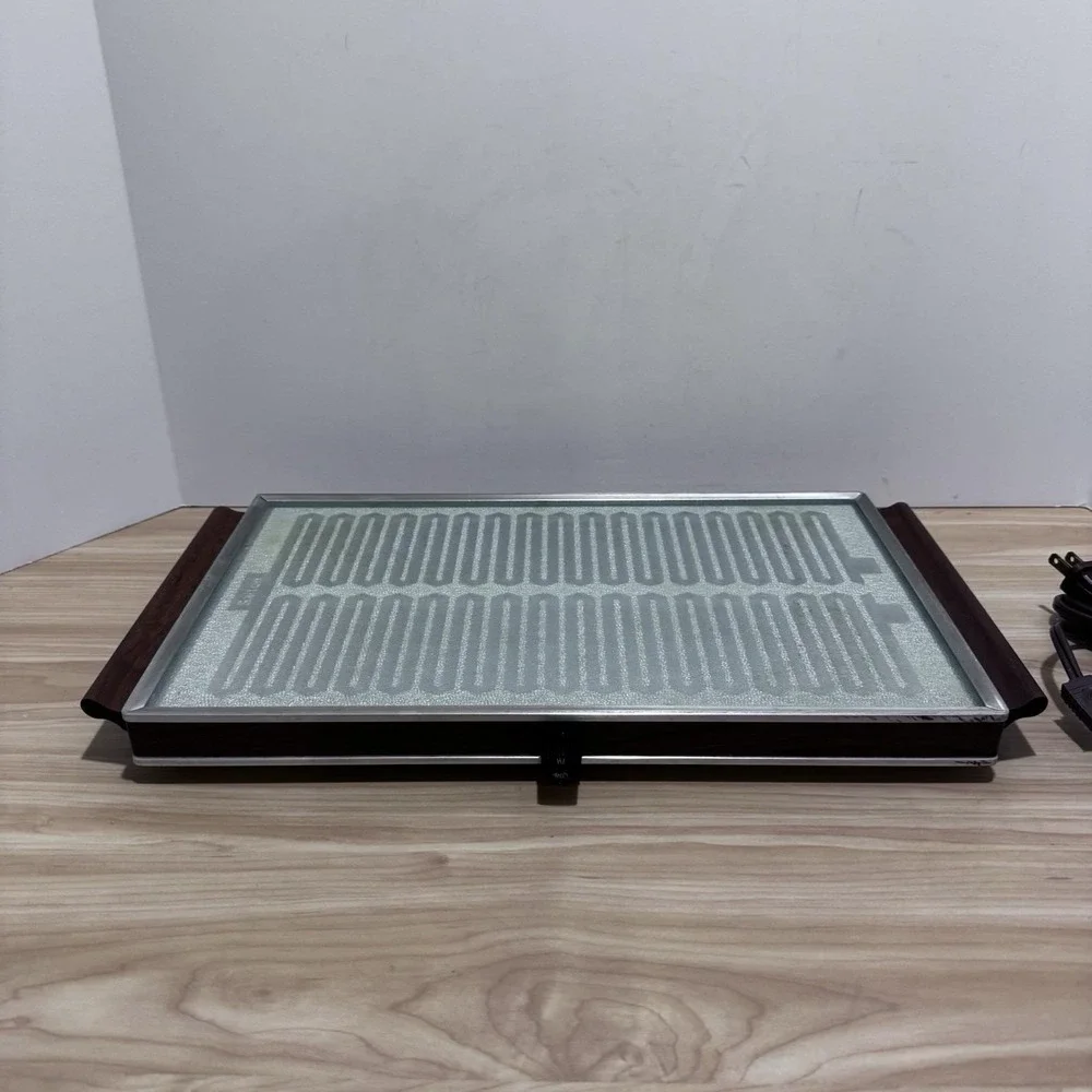 VTG Salton HOTRAY Electric Food Warmer WORKS Model #H924 Series N 250 W 120 V